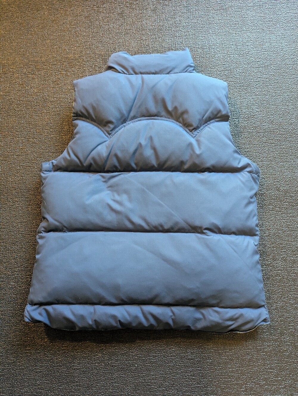 Reversible Vest - Picture 2 of 9